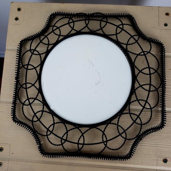 Wire & Ceramic Pig Hanging Wall Art - Picture 2 of 4